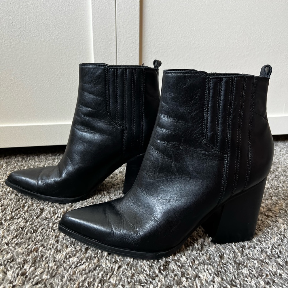 Marc Fisher Alva Pointy Toe Leather Women’s Black Boots Size 9